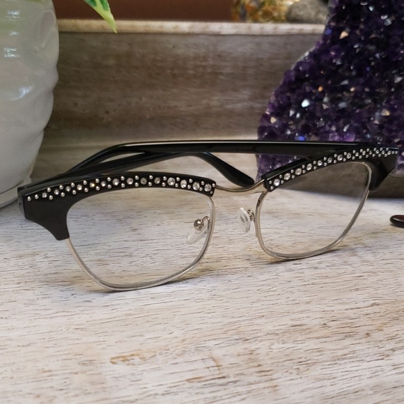 Glamorous Oval Black Reading Glasses - Picture 2 of 7